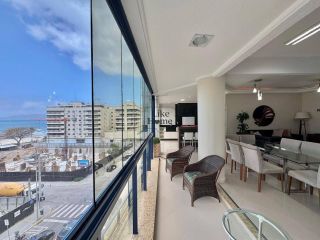 Apartamento Para Alugar com 3 quartos 3 suítes no bairro Meia Praia em Itapema