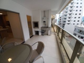 Apartamento Para Alugar com 3 quartos 3 suítes no bairro Meia Praia em Itapema