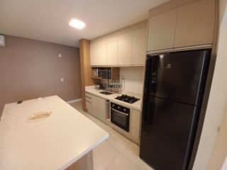 Apartamento Para Alugar com 3 quartos 3 suítes no bairro Meia Praia em Itapema