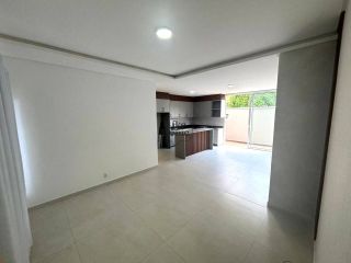 Casa Para Vender com 3 quartos 3 suítes no bairro Morretes em Itapema