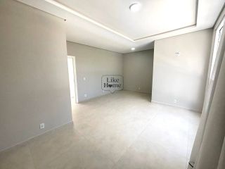 Casa Para Vender com 3 quartos 3 suítes no bairro Morretes em Itapema