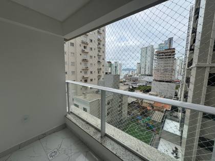 Apartamento Para Alugar com 2 quartos 2 suítes no bairro Morretes em Itapema