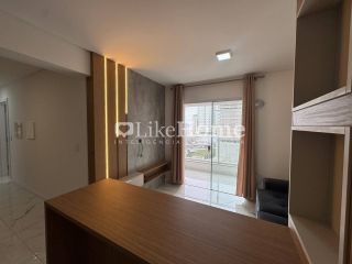 Apartamento Para Alugar com 2 quartos 2 suítes no bairro Morretes em Itapema