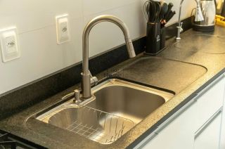 Apartamento Para Alugar com 2 quartos 1 suítes no bairro Morretes em Itapema