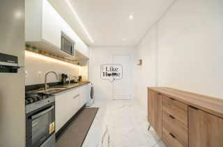 Apartamento Para Alugar com 2 quartos 1 suítes no bairro Morretes em Itapema