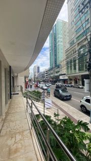 Loja Para Alugar no bairro Meia Praia em Itapema