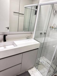 Apartamento Para Alugar com 2 quartos 1 suítes no bairro Morretes em Itapema