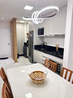 Apartamento Para Alugar com 2 quartos 1 suítes no bairro Morretes em Itapema