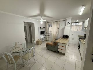 Apartamento Para Vender com 2 quartos no bairro Meia Praia em Itapema