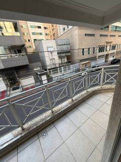 Apartamento Para Vender com 2 quartos no bairro Meia Praia em Itapema
