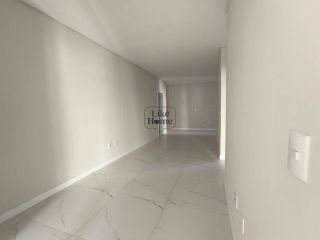 Apartamento Para Vender com 2 quartos 2 suítes no bairro Morretes em Itapema