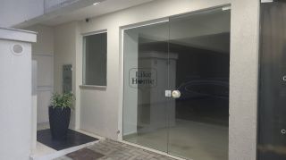 Loja Para Vender no bairro Meia Praia em Itapema