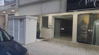 Loja Para Vender no bairro Meia Praia em Itapema
