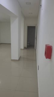 Loja Para Vender no bairro Meia Praia em Itapema