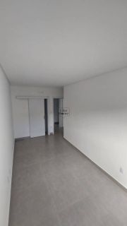 Sobrado Para Vender com 3 quartos 2 suítes no bairro Morretes em Itapema