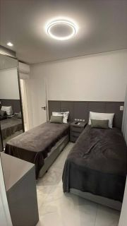 Apartamento Para Alugar com 3 quartos 3 suítes no bairro Meia Praia em Itapema