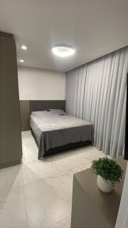 Apartamento Para Alugar com 3 quartos 3 suítes no bairro Meia Praia em Itapema