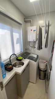 Apartamento Para Alugar com 3 quartos 3 suítes no bairro Meia Praia em Itapema