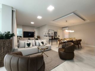 Apartamento Para Alugar com 4 quartos 4 suítes no bairro Meia Praia em Itapema