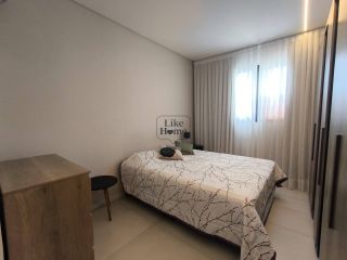 Apartamento Para Alugar com 03 quartos 03 suítes no bairro Meia Praia em Itapema
