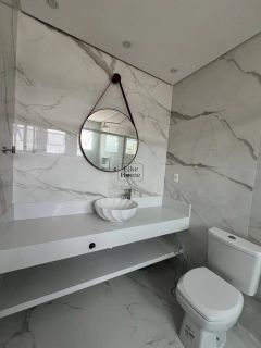 Apartamento Para Vender com 3 quartos 3 suítes no bairro Meia Praia em Itapema