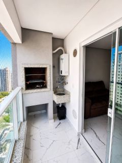 Apartamento Para Alugar com 2 quartos 1 suítes no bairro Morretes em Itapema