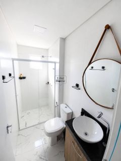 Apartamento Para Alugar com 2 quartos 1 suítes no bairro Morretes em Itapema