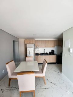 Apartamento Para Alugar com 2 quartos 1 suítes no bairro Morretes em Itapema