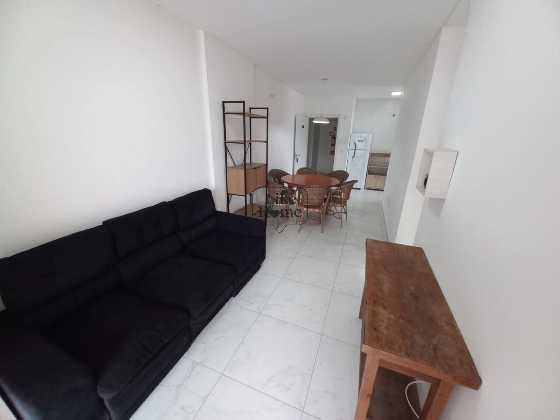 Apartamento Para Alugar com 2 quartos no bairro Morretes em Itapema