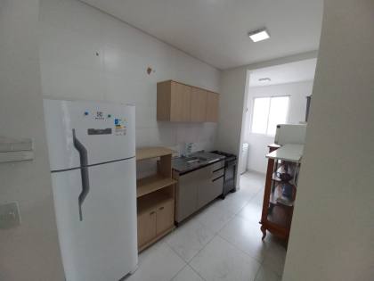 Apartamento Para Alugar com 2 quartos no bairro Morretes em Itapema
