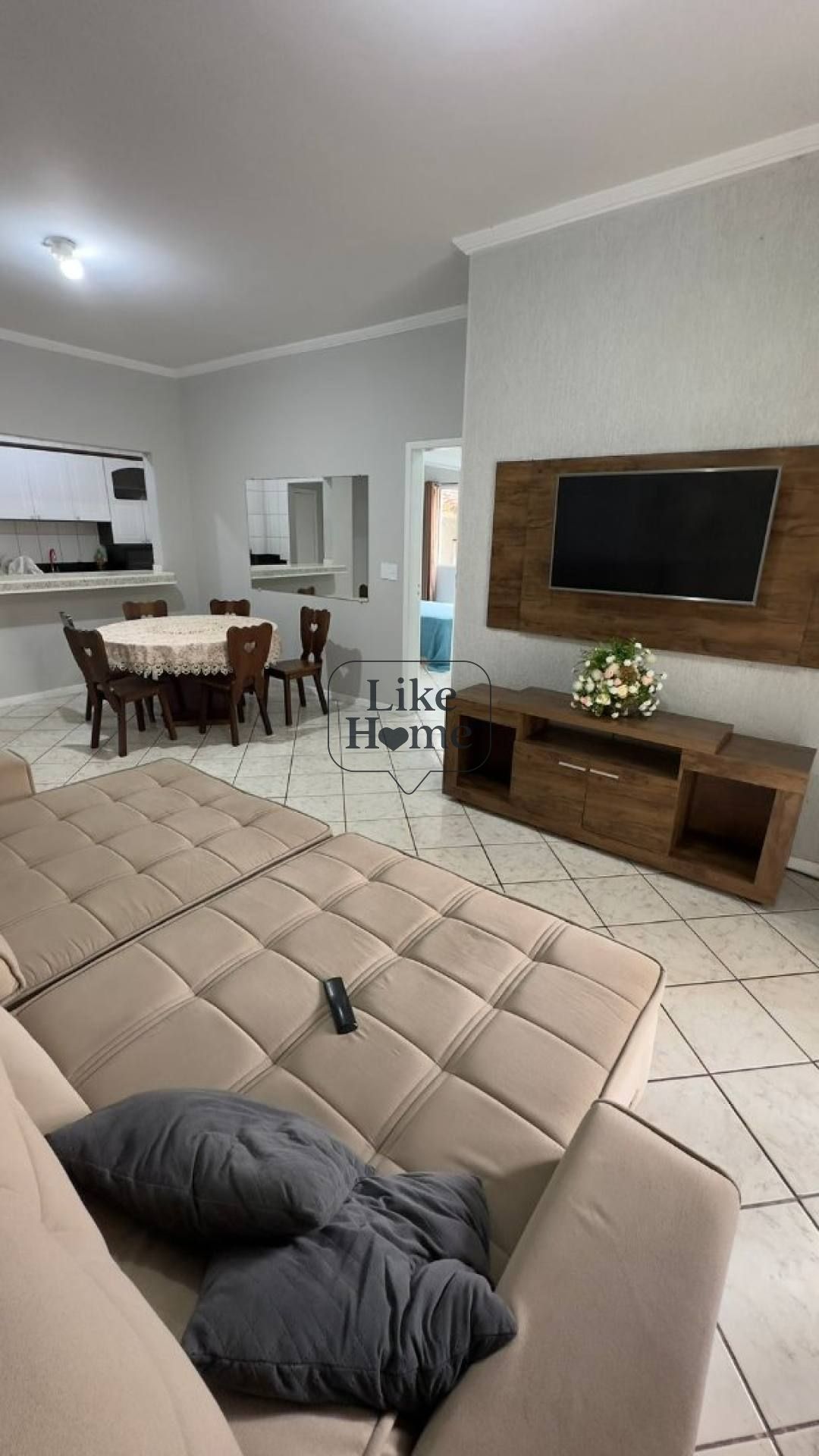 Apartamento Para Vender com 1 quartos 1 suítes no bairro Meia Praia em Itapema