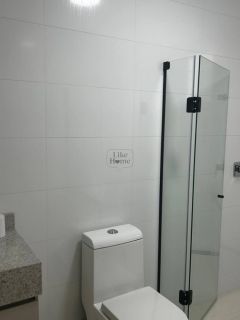 Apartamento Para Vender com 3 quartos 3 suítes no bairro Centro em Itapema