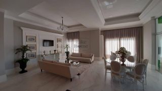 Apartamento Para Vender com 3 quartos 3 suítes no bairro Centro em Itapema