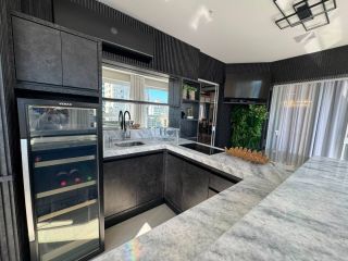 Apartamento Para Alugar com 4 quartos 4 suítes no bairro Meia Praia em Itapema