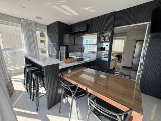 Apartamento Para Alugar com 4 quartos 4 suítes no bairro Meia Praia em Itapema