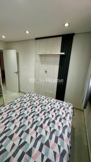 Apartamento Para Alugar com 2 quartos no bairro Morretes em Itapema