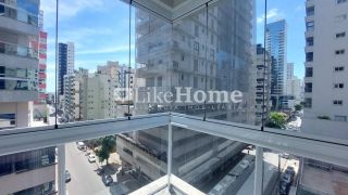 Apartamento Para Alugar com 3 quartos 3 suítes no bairro Meia Praia em Itapema