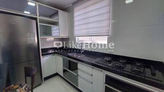 Apartamento Para Alugar com 3 quartos 3 suítes no bairro Meia Praia em Itapema