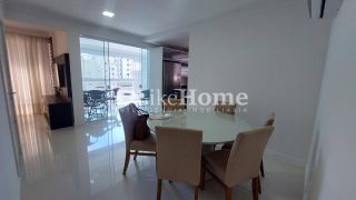 Apartamento Para Alugar com 3 quartos 3 suítes no bairro Meia Praia em Itapema