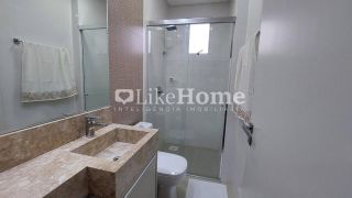 Apartamento Para Alugar com 3 quartos 3 suítes no bairro Meia Praia em Itapema