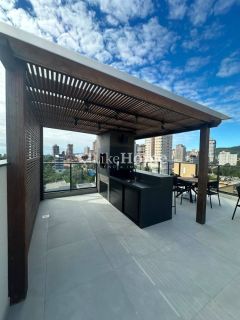 Apartamento Para Vender com 2 quartos 2 suítes no bairro Balneário Perequê em Porto Belo
