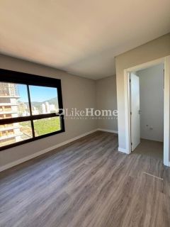 Apartamento Para Vender com 3 quartos 3 suítes no bairro Balneário Perequê em Porto Belo