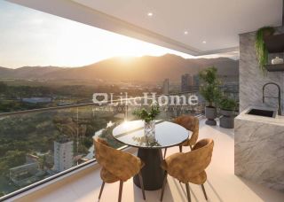 Apartamento Para Vender com 4 quartos 4 suítes no bairro Meia Praia em Itapema