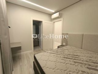 Apartamento Para Alugar com 03 quartos 03 suítes no bairro Meia Praia em Itapema vista livre para o mar.