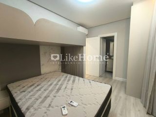 Apartamento Para Alugar com 03 quartos 03 suítes no bairro Meia Praia em Itapema vista livre para o mar.