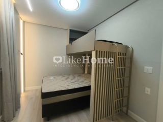Apartamento Para Alugar com 03 quartos 03 suítes no bairro Meia Praia em Itapema vista livre para o mar.