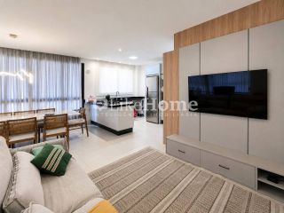Apartamento Para Alugar com 3 quartos 3 suítes no bairro Meia Praia em Itapema