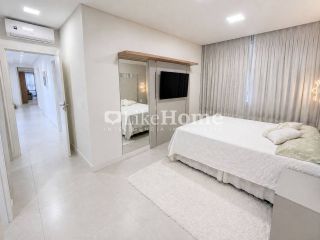 Apartamento Para Alugar com 3 quartos 3 suítes no bairro Meia Praia em Itapema