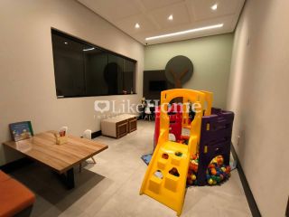 Apartamento Para Alugar com 2 quartos 2 suítes no bairro Meia Praia em Itapema