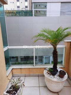 Apartamento Para Alugar com 3 quartos 2 suítes no bairro Meia Praia em Itapema